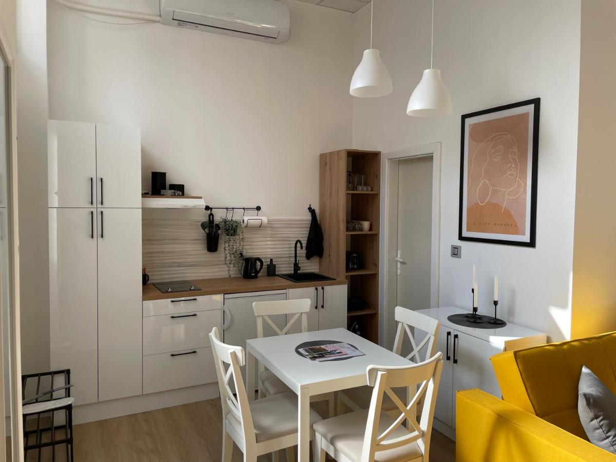 Apartments Tema 솜보르 외부 사진